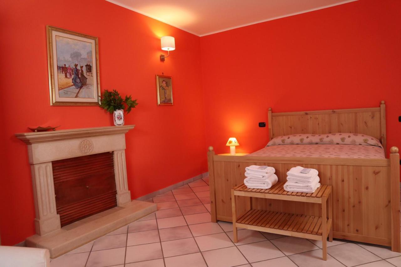B&B La Casa Del Sole Controne Ngoại thất bức ảnh