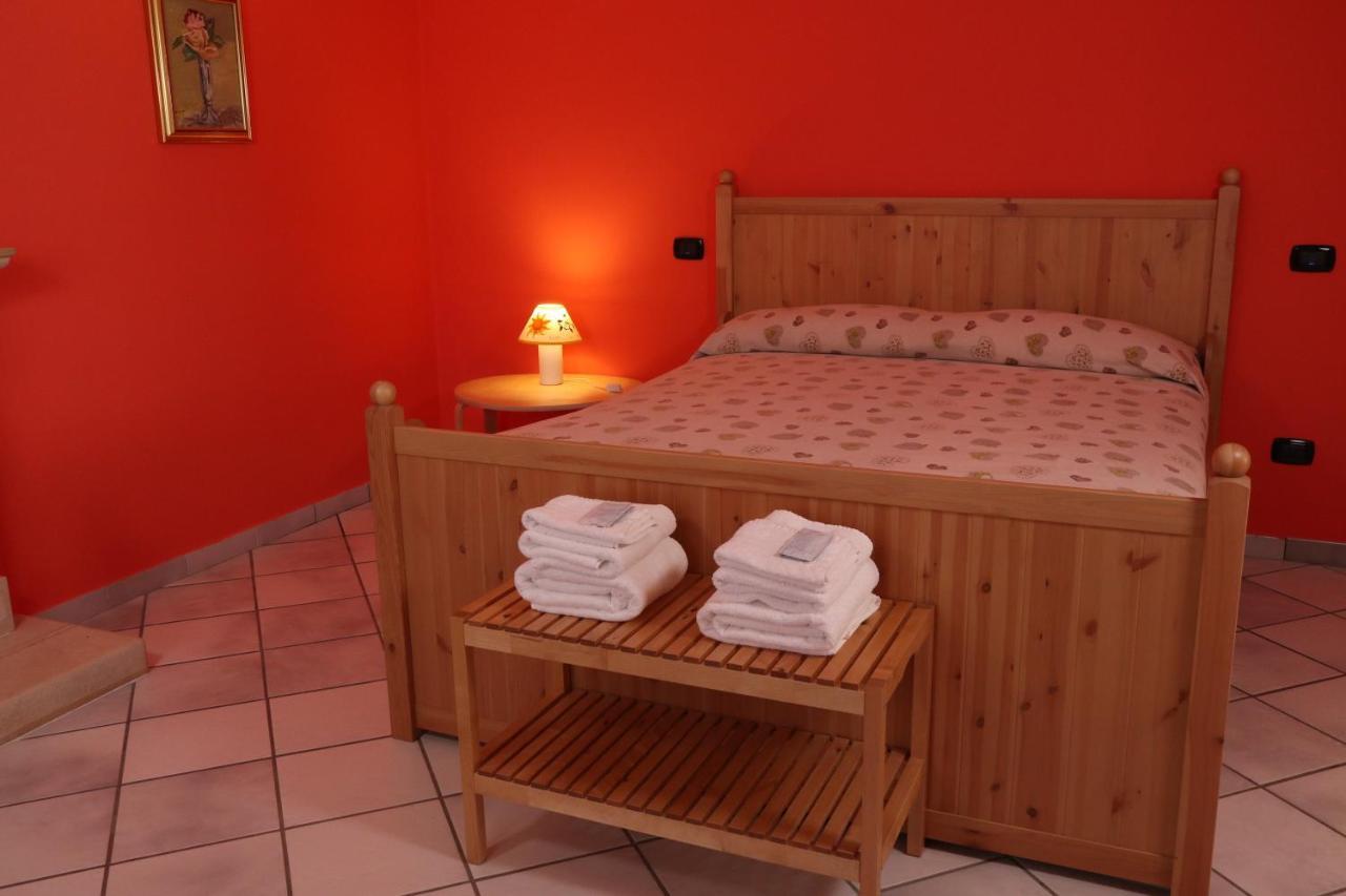 B&B La Casa Del Sole Controne Ngoại thất bức ảnh